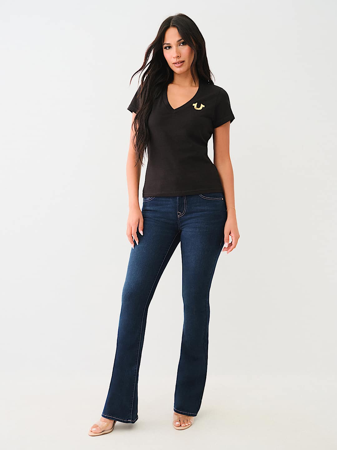 METALLIC SCRIPT LOGO V NECK TEE
