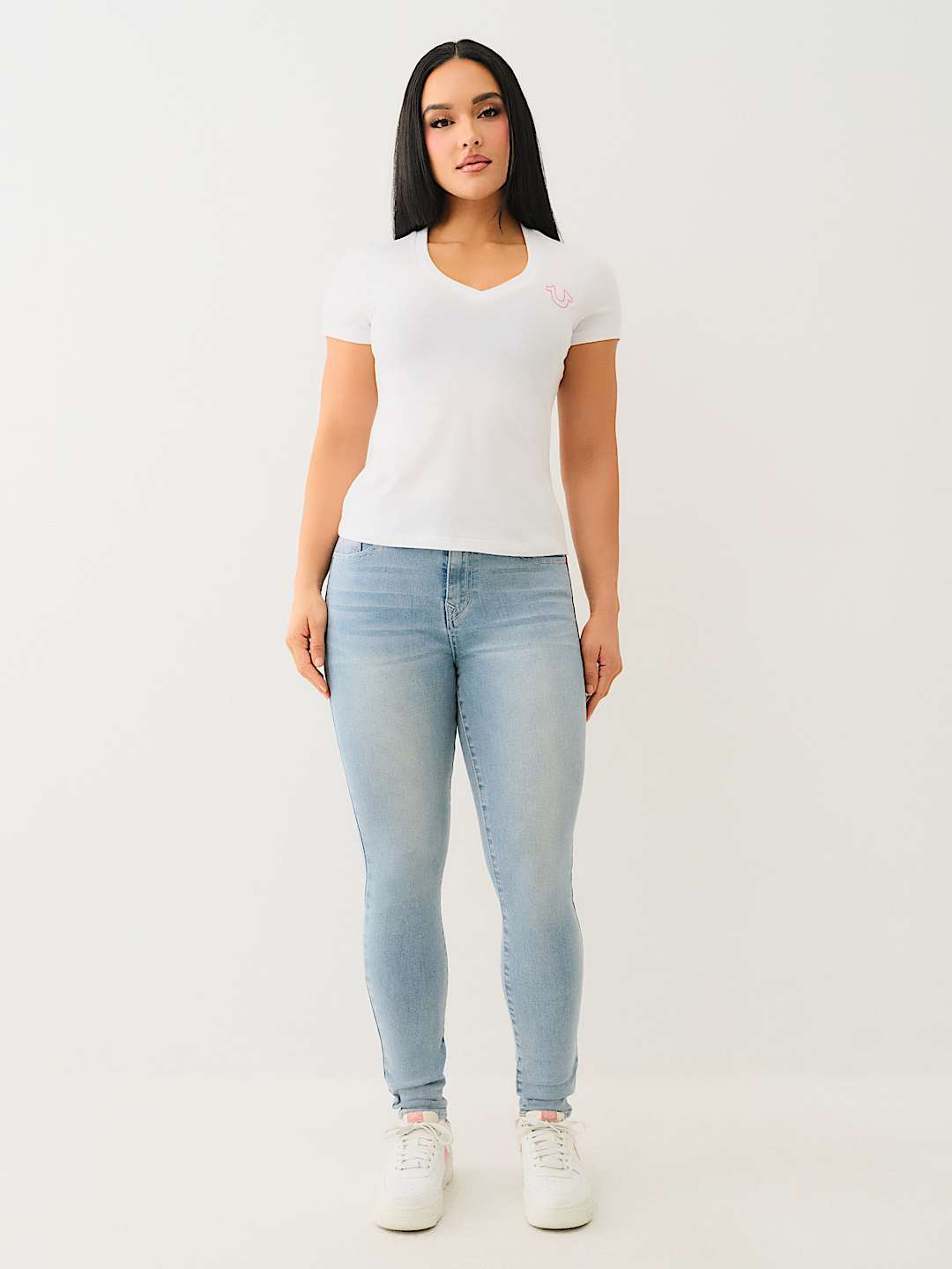 HIGH DENSITY LOGO V NECK TEE