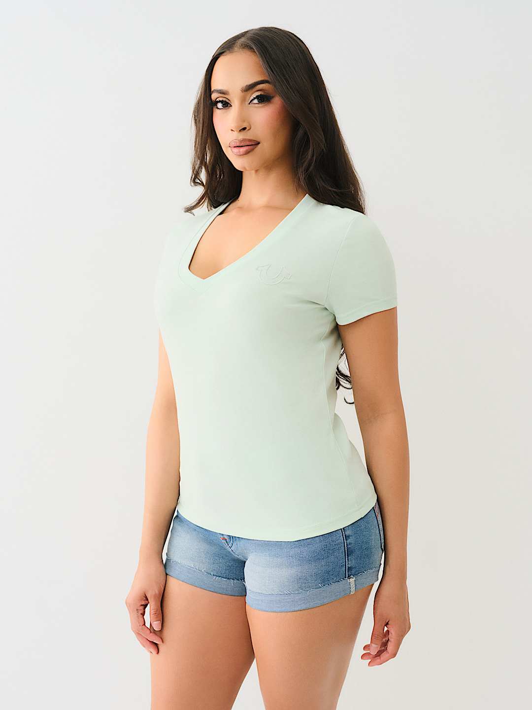 HIGH DENSITY LOGO V NECK TEE, image 3