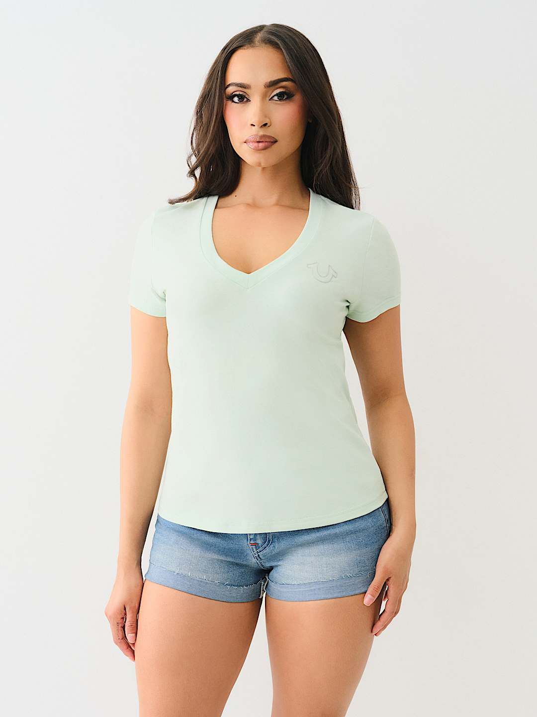 HIGH DENSITY LOGO V NECK TEE, image 4