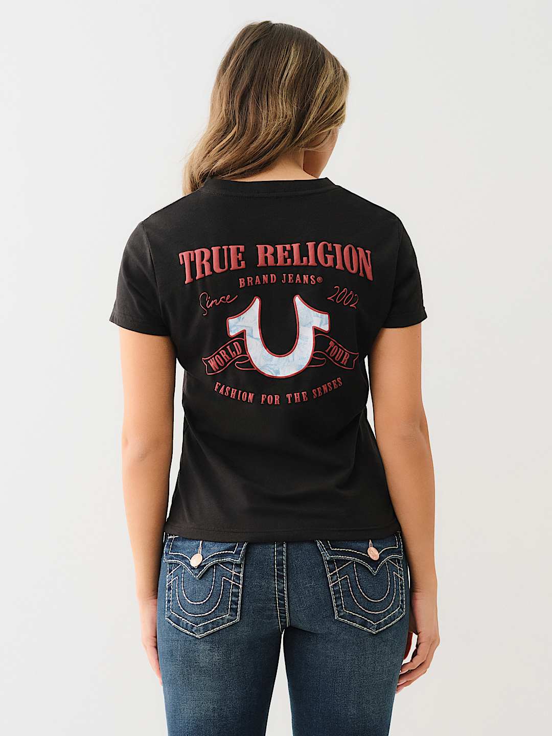 TROPICAL DENIM HORSESHOE V NECK TEE