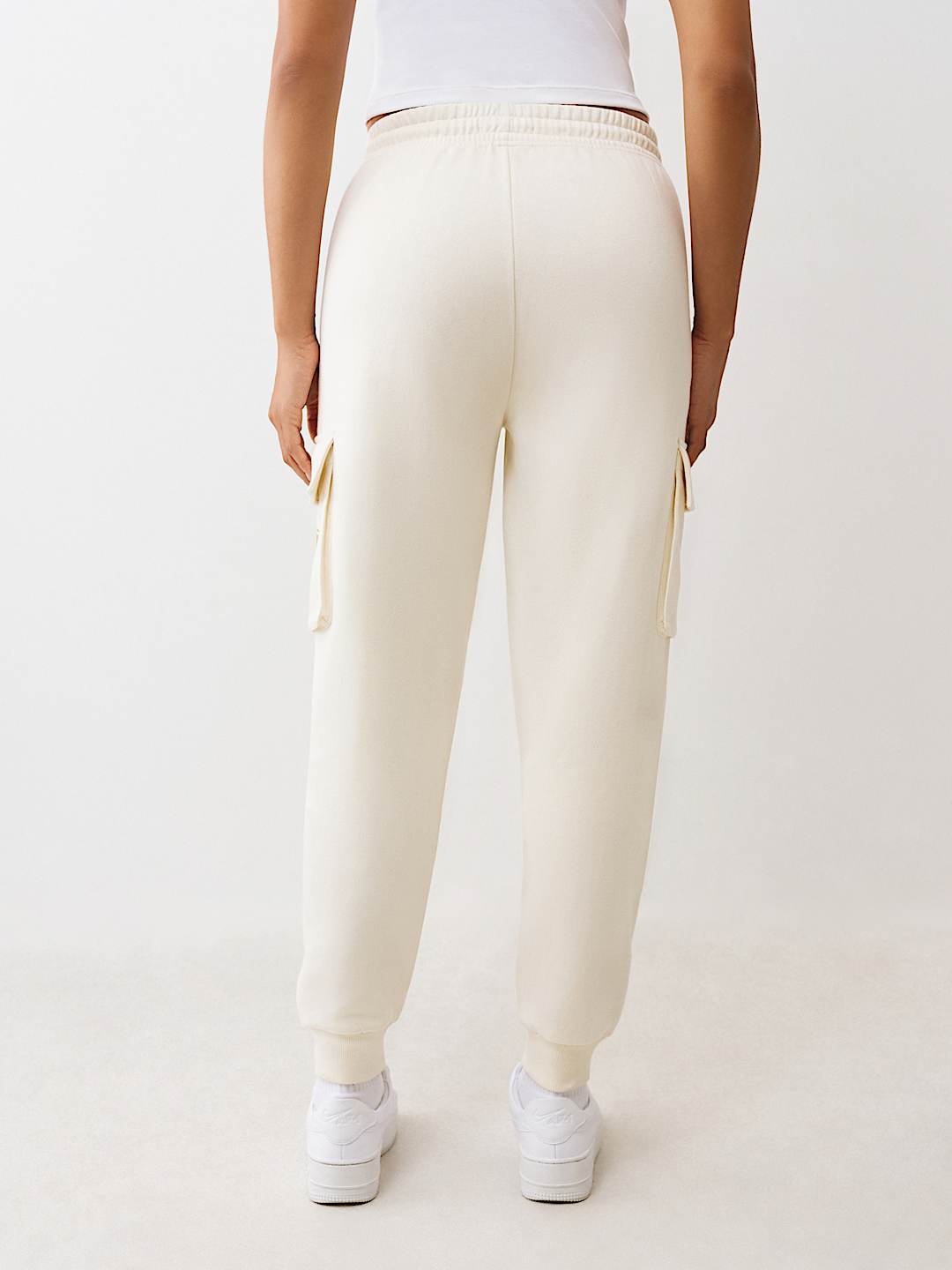 PANTALONES JOGGER CARGO CON HERRADURA MET&Aacute;LICA, image 4