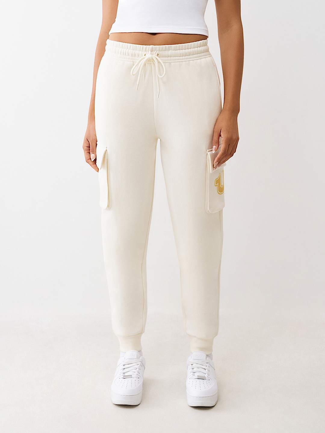 PANTALONES JOGGER CARGO CON HERRADURA MET&Aacute;LICA, image 1
