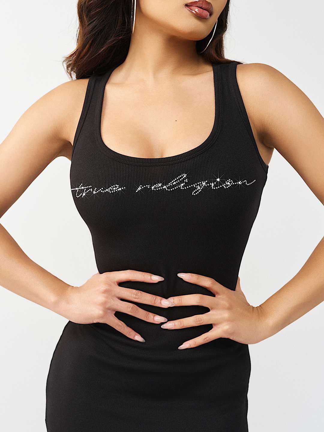 MAXIVESTIDO CON ABERTURA Y TEXTO DE TR, image 2