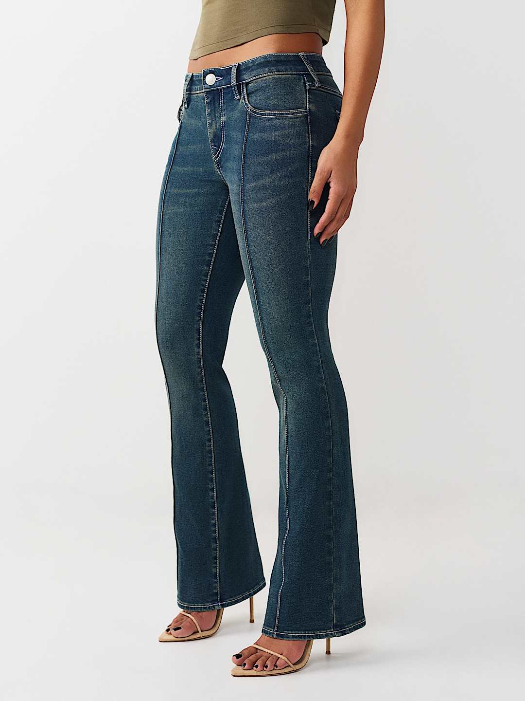 JEANS CORTE DE BOTA BECCA DE TIRO MEDIO Y COSTURAS FRONTALES, image 3