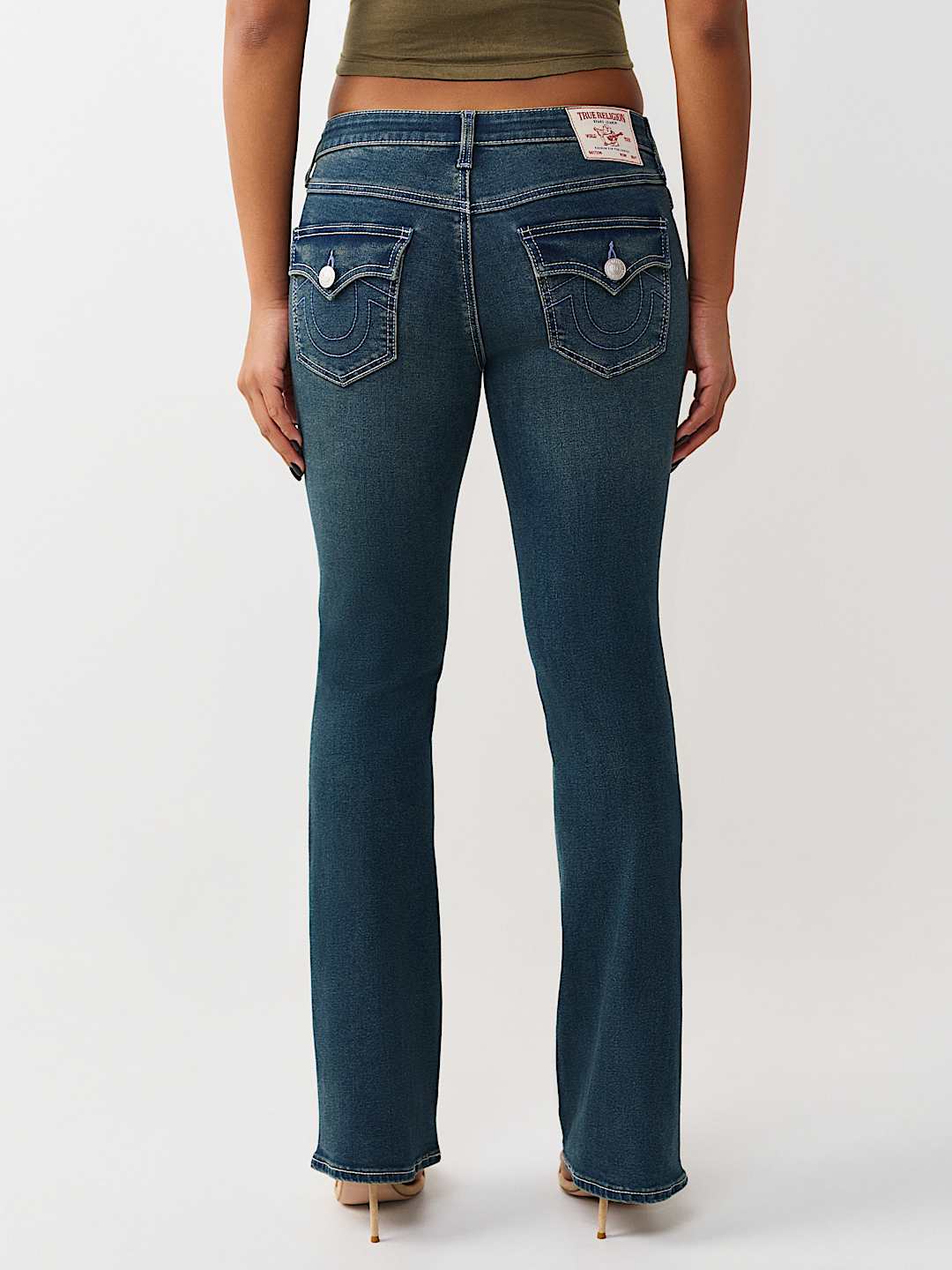 JEANS CORTE DE BOTA BECCA DE TIRO MEDIO Y COSTURAS FRONTALES, image 4