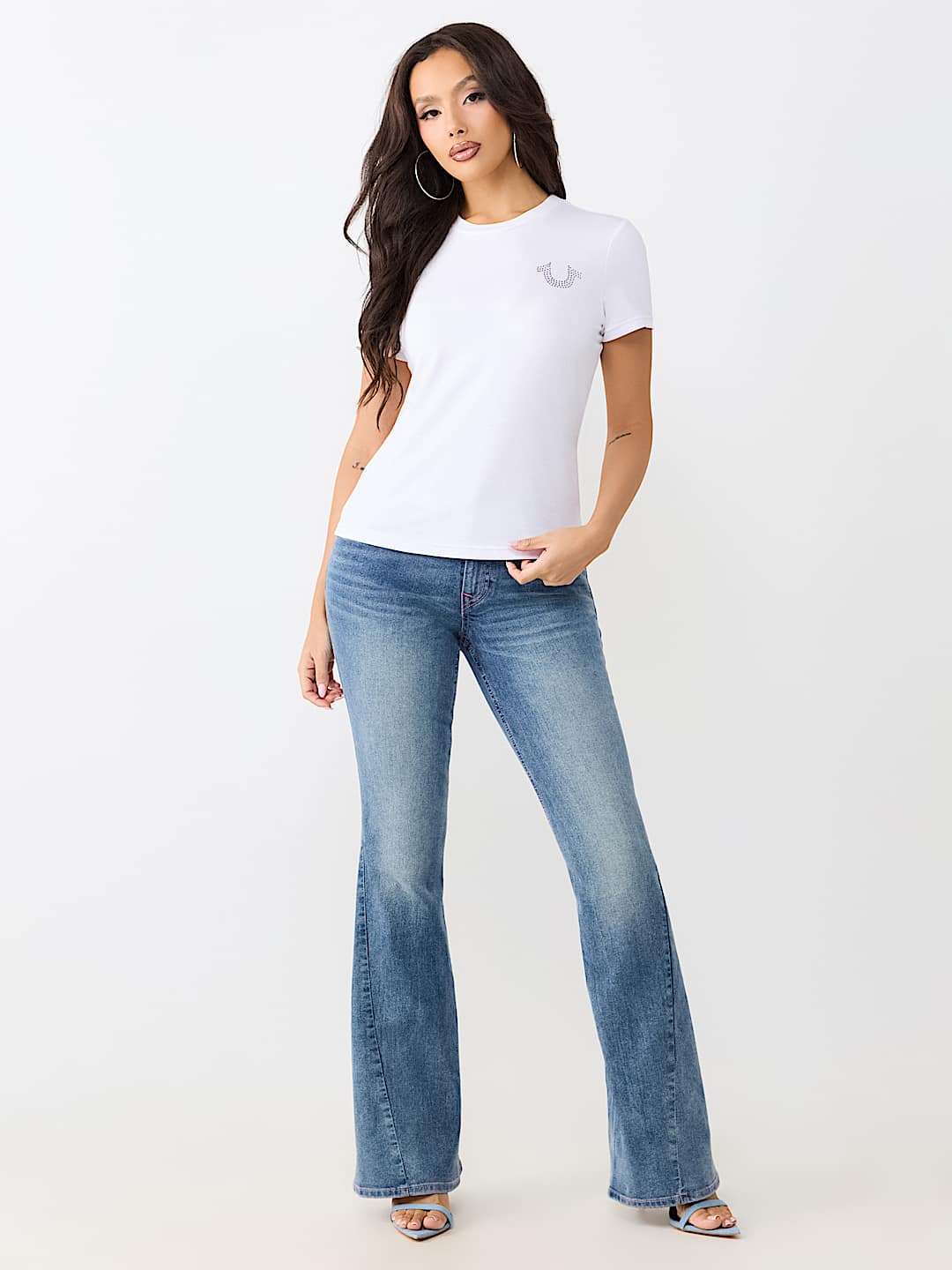 DISTRESSED HORSESHOE CREWNECK TEE