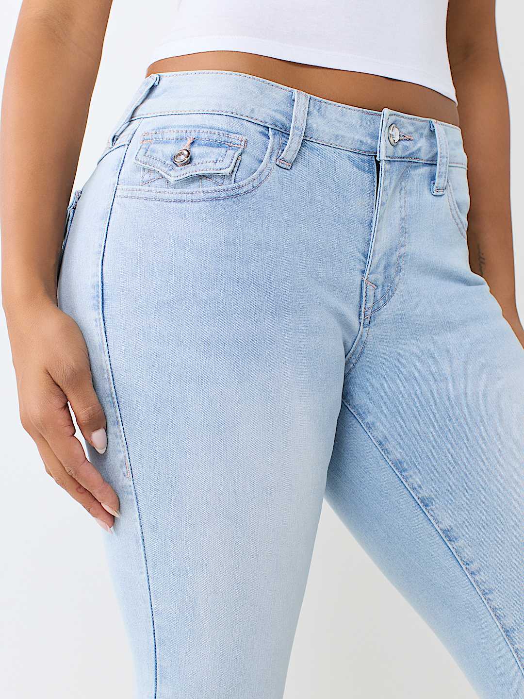 JENNIE MID RISE FLAP CURVY SKINNY JEAN