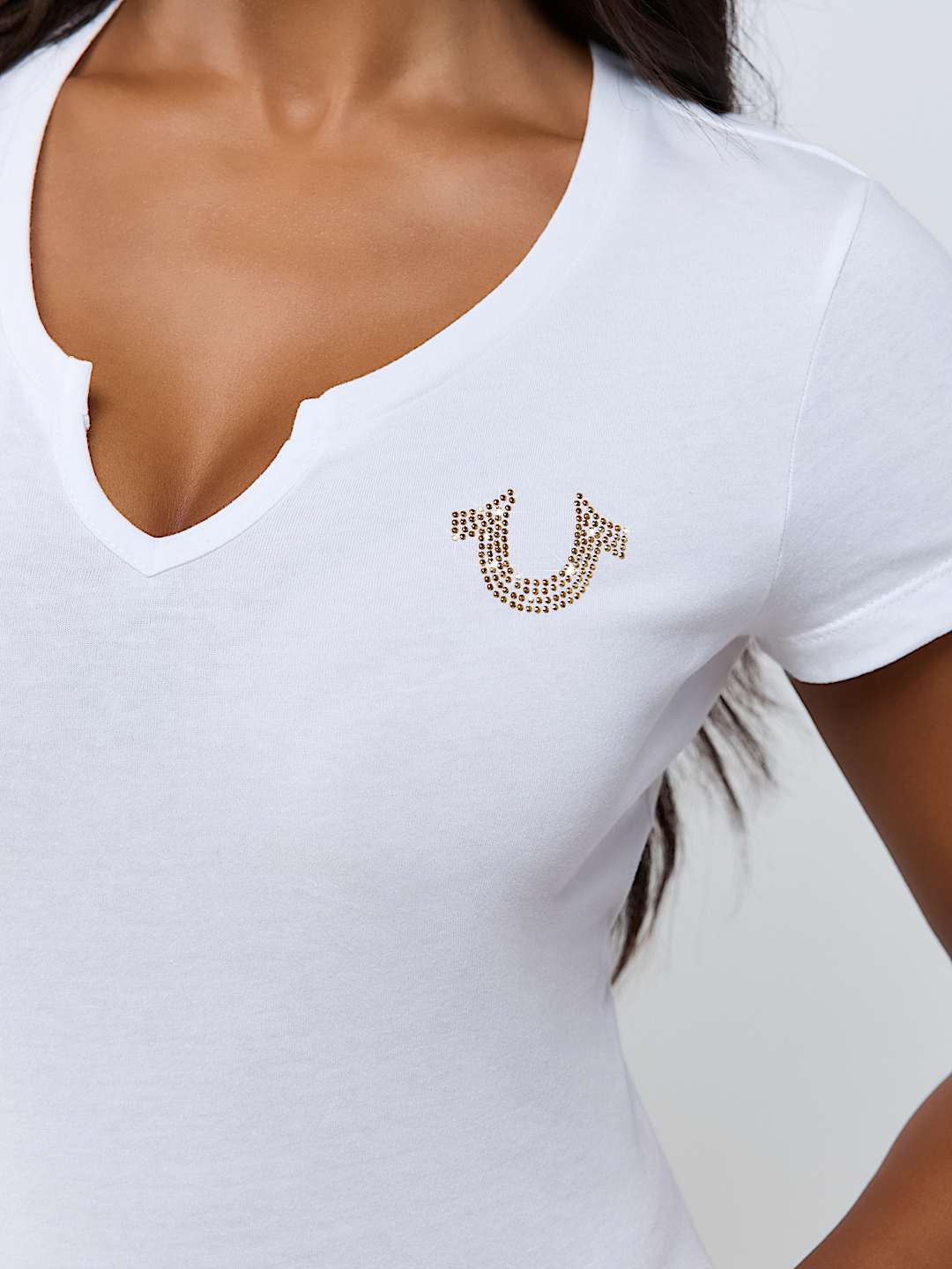 HORSESHOE NOTCH BABY TEE