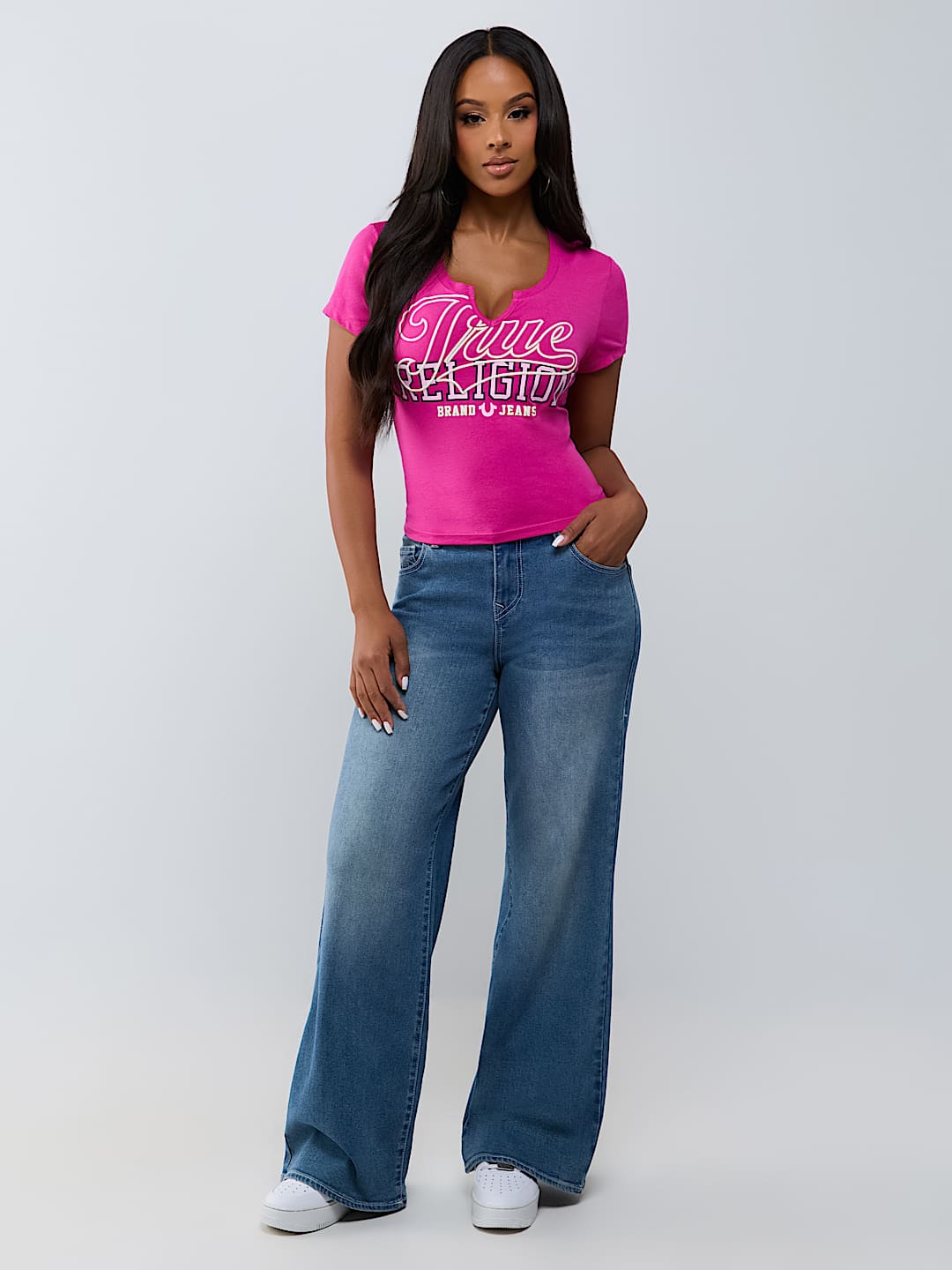 SPORTY NOTCH BABY TEE