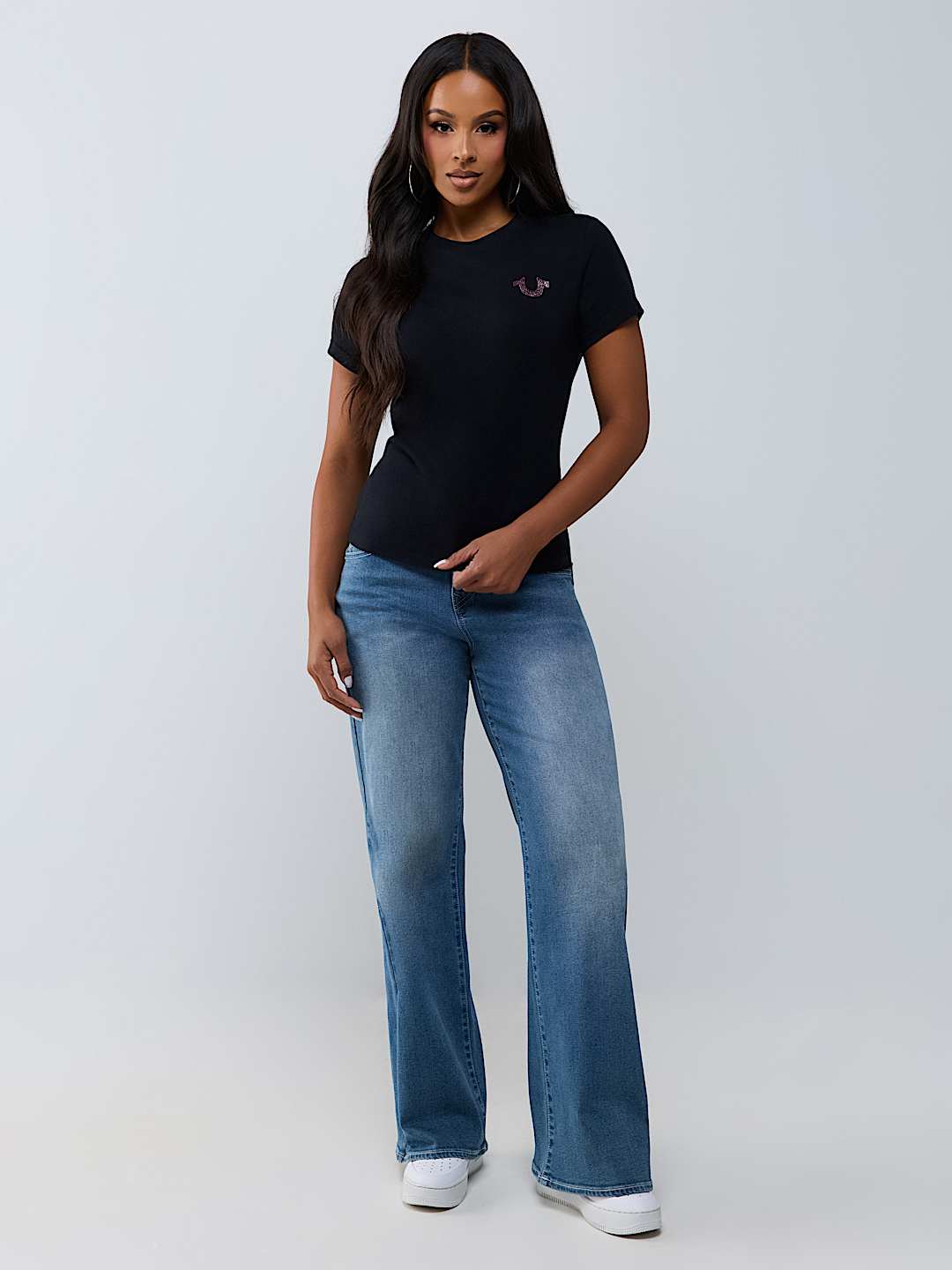 HORSESHOE WING CREWNECK TEE