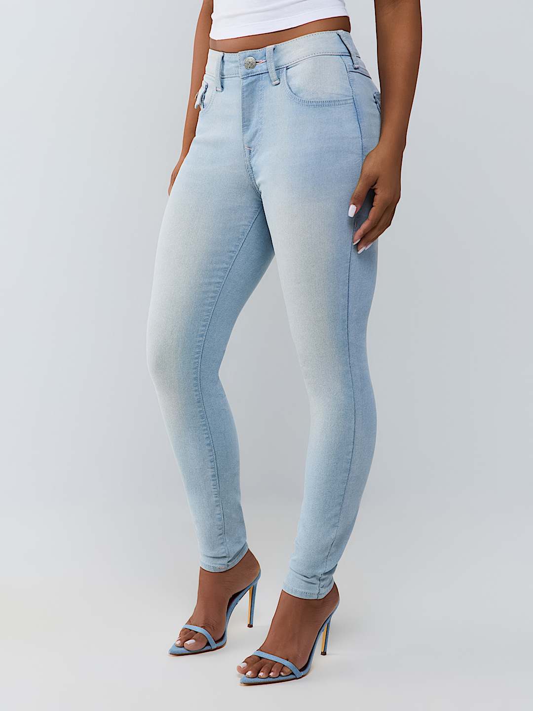 JENNIE MID RISE CRYSTAL HORSESHOE FLAP CURVY SKINNY JEAN