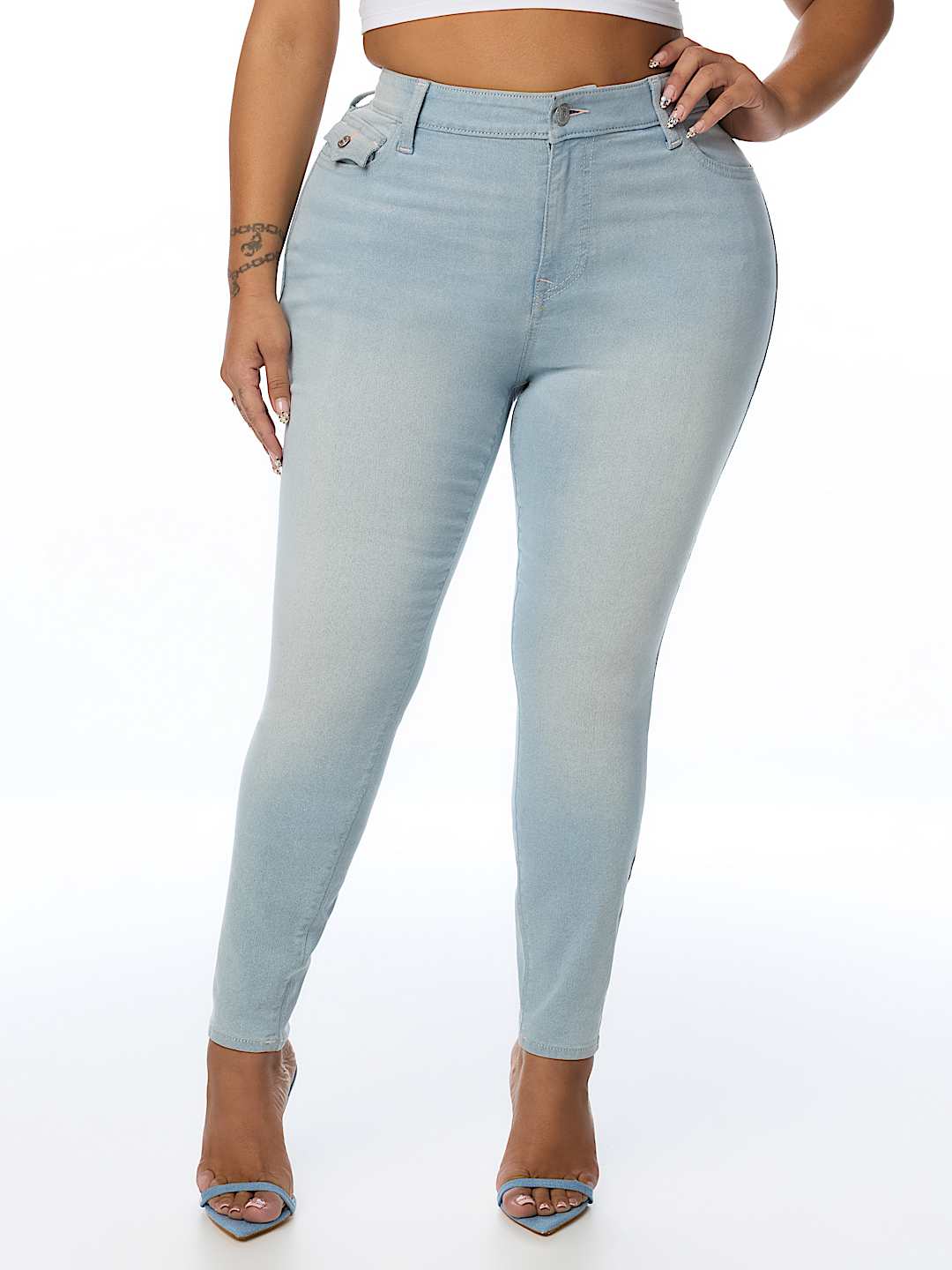 PLUS JENNIE MID RISE CRYSTAL HORSESHOE FLAP CURVY SKINNY JEAN