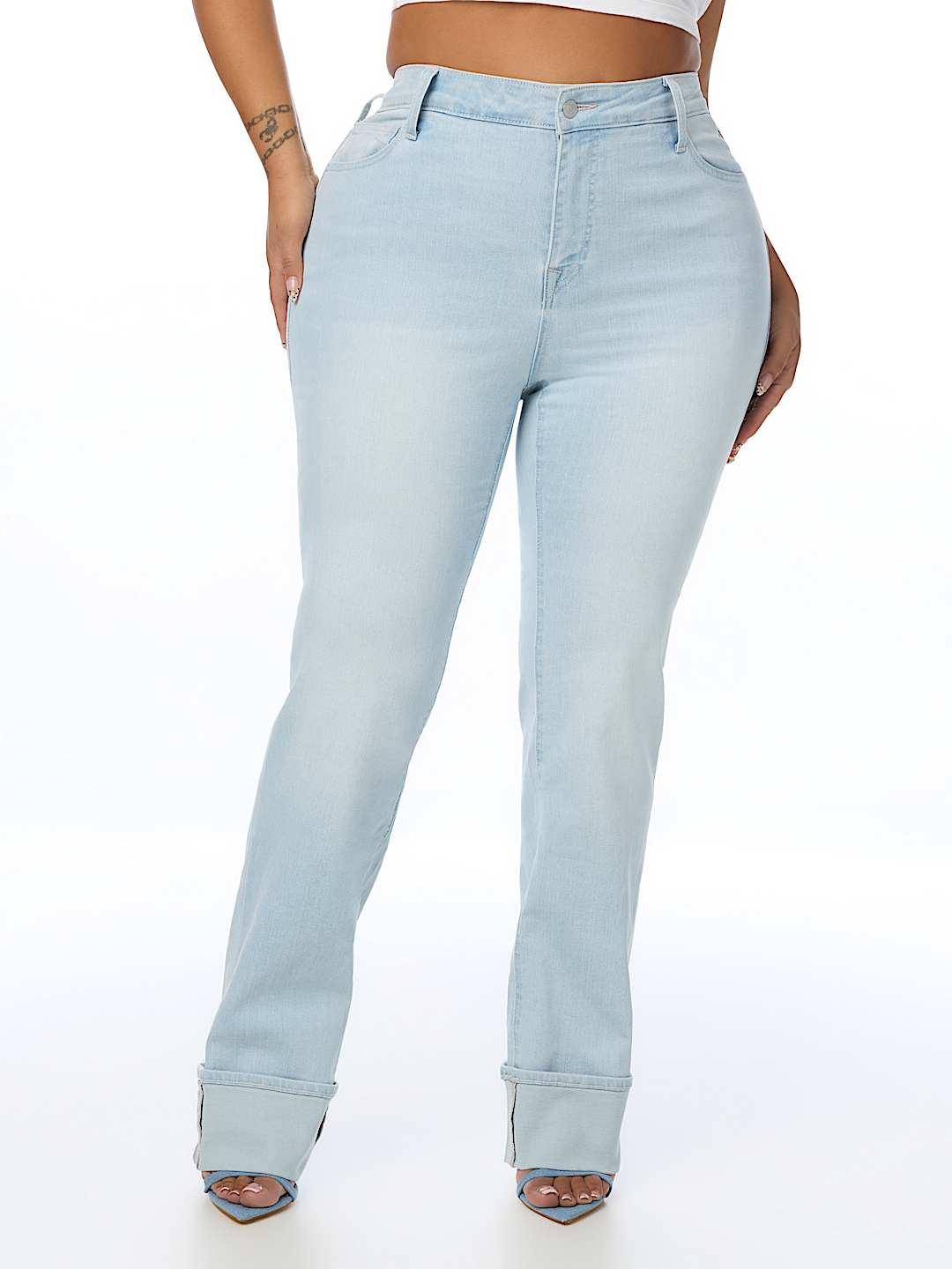 PLUS BILLIE MID RISE CUFF STRAIGHT JEAN