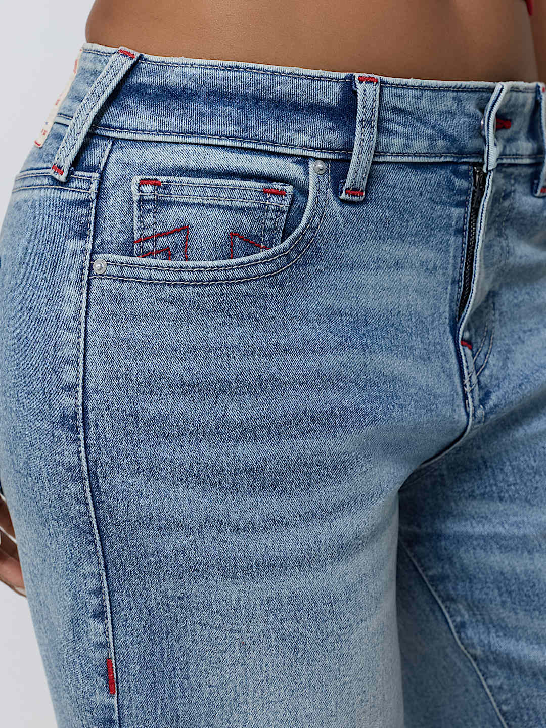 BOBBI MID RISE BAGGY JEAN