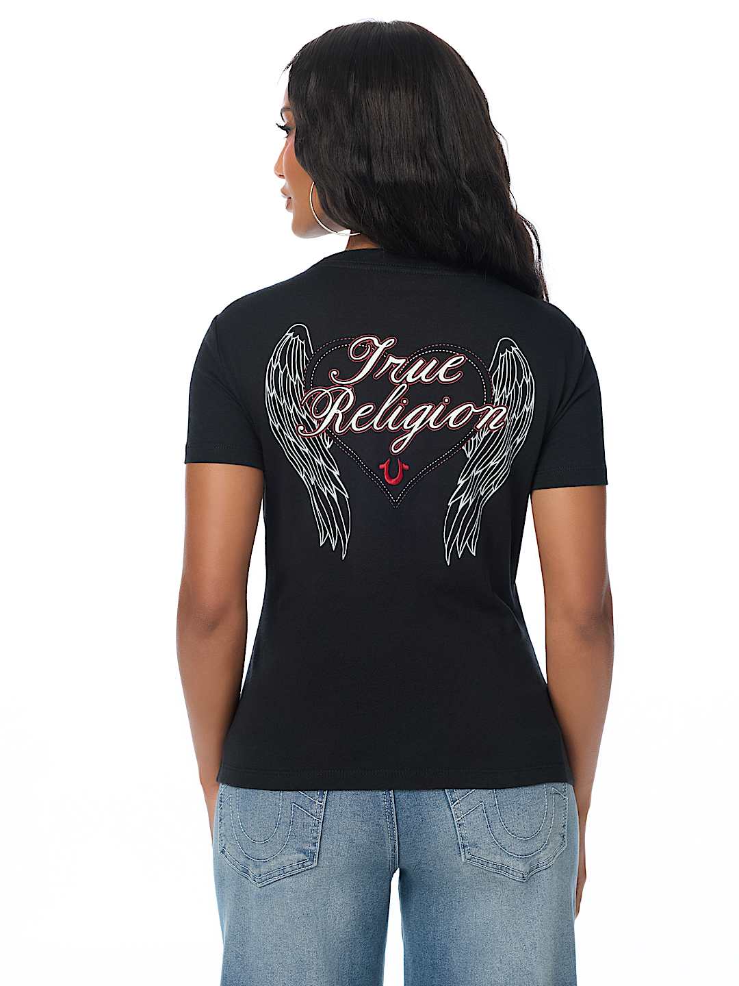 EMBROIDERED HEART CREWNECK TEE