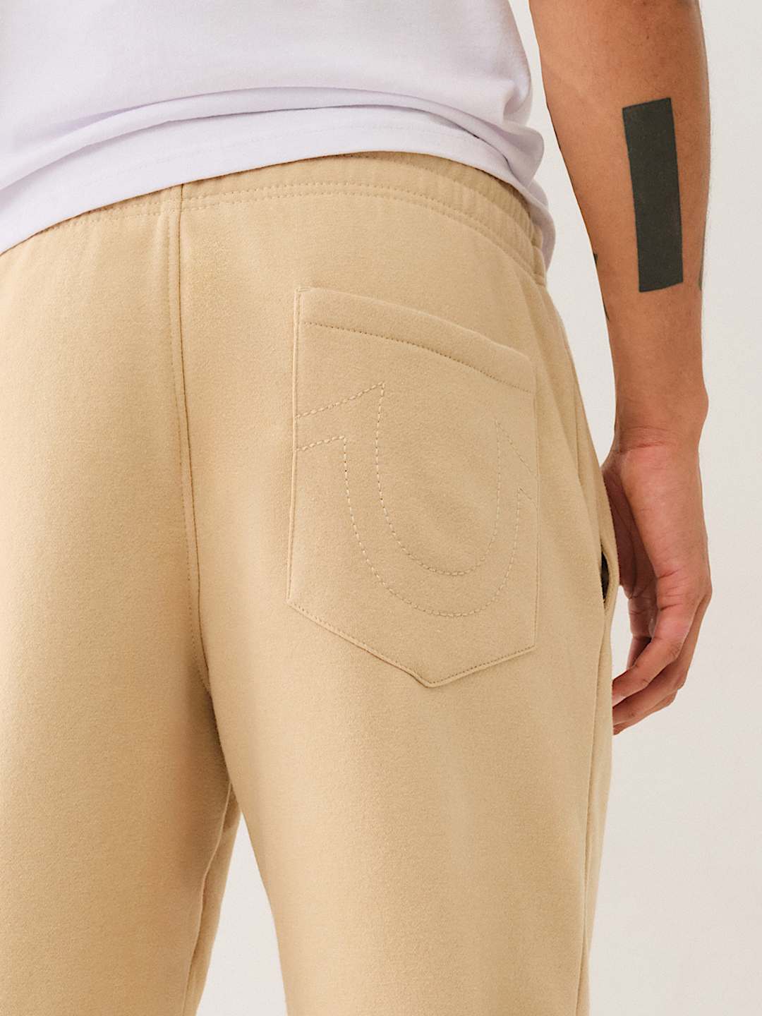 HORSESHOE LOGO JOGGER, image 2