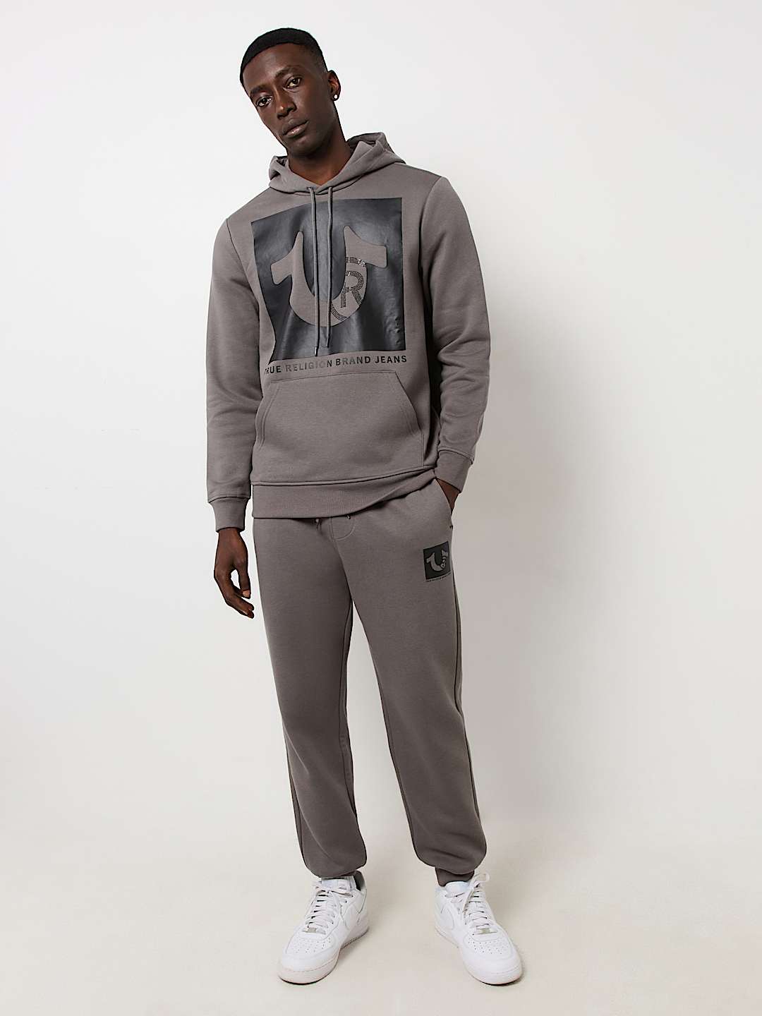 STUDDED REGISTERED ICON JOGGER, image 3