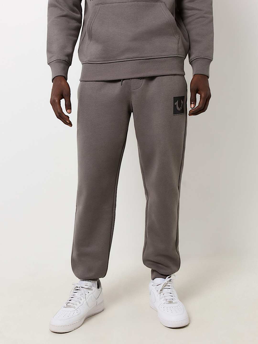 STUDDED REGISTERED ICON JOGGER, image 6