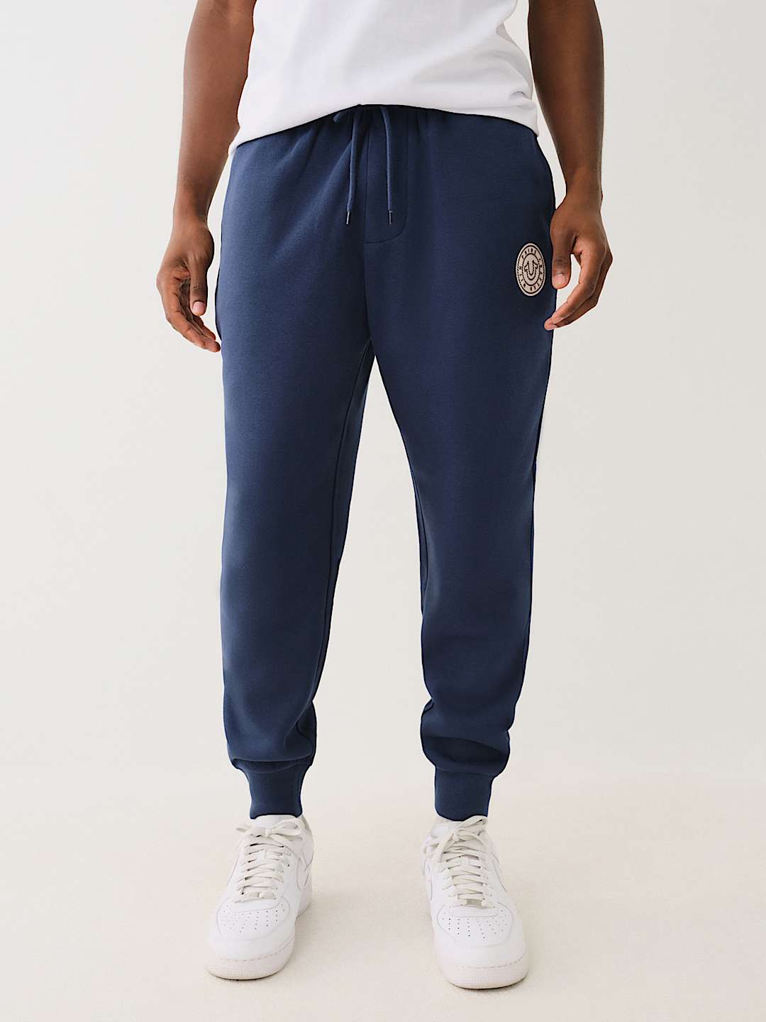ROPE CREST GRAPHIC JOGGER, image 6