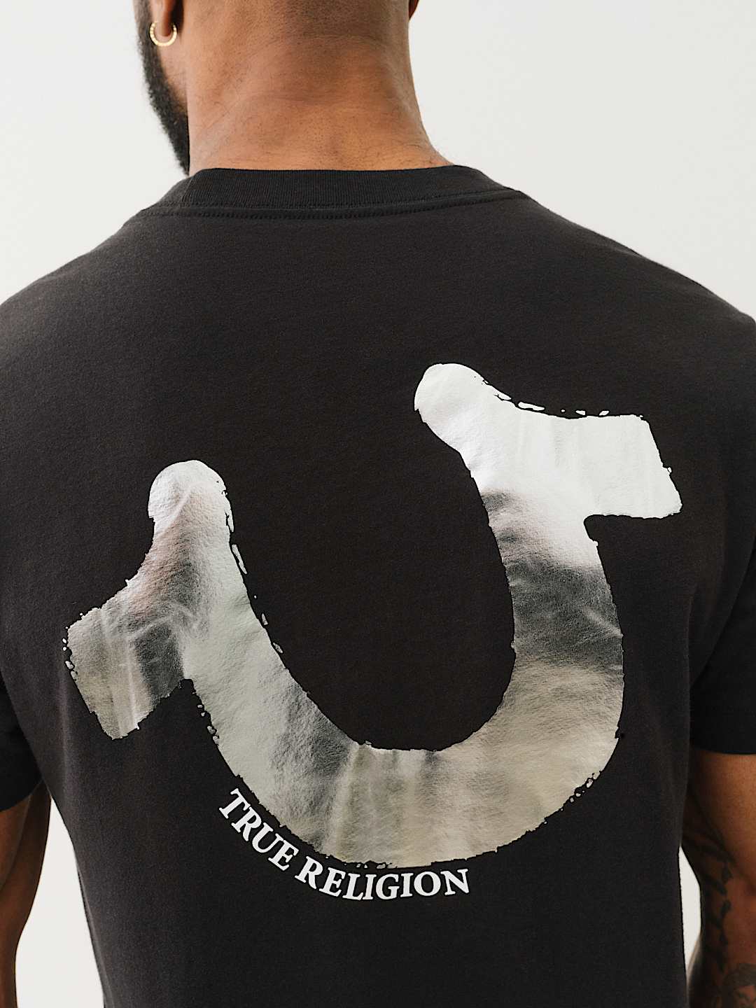 DIAGONAL HORSESHOE TEE, image 5