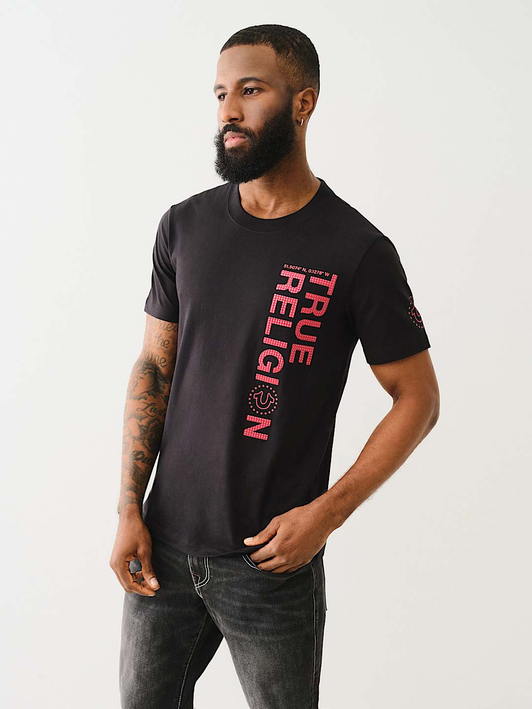 【TRUE RELIGION】テクスチャ加工のロゴがおしゃれ♪ Tシャツ 37a06d6c2685082e7863e6ccbf39f9