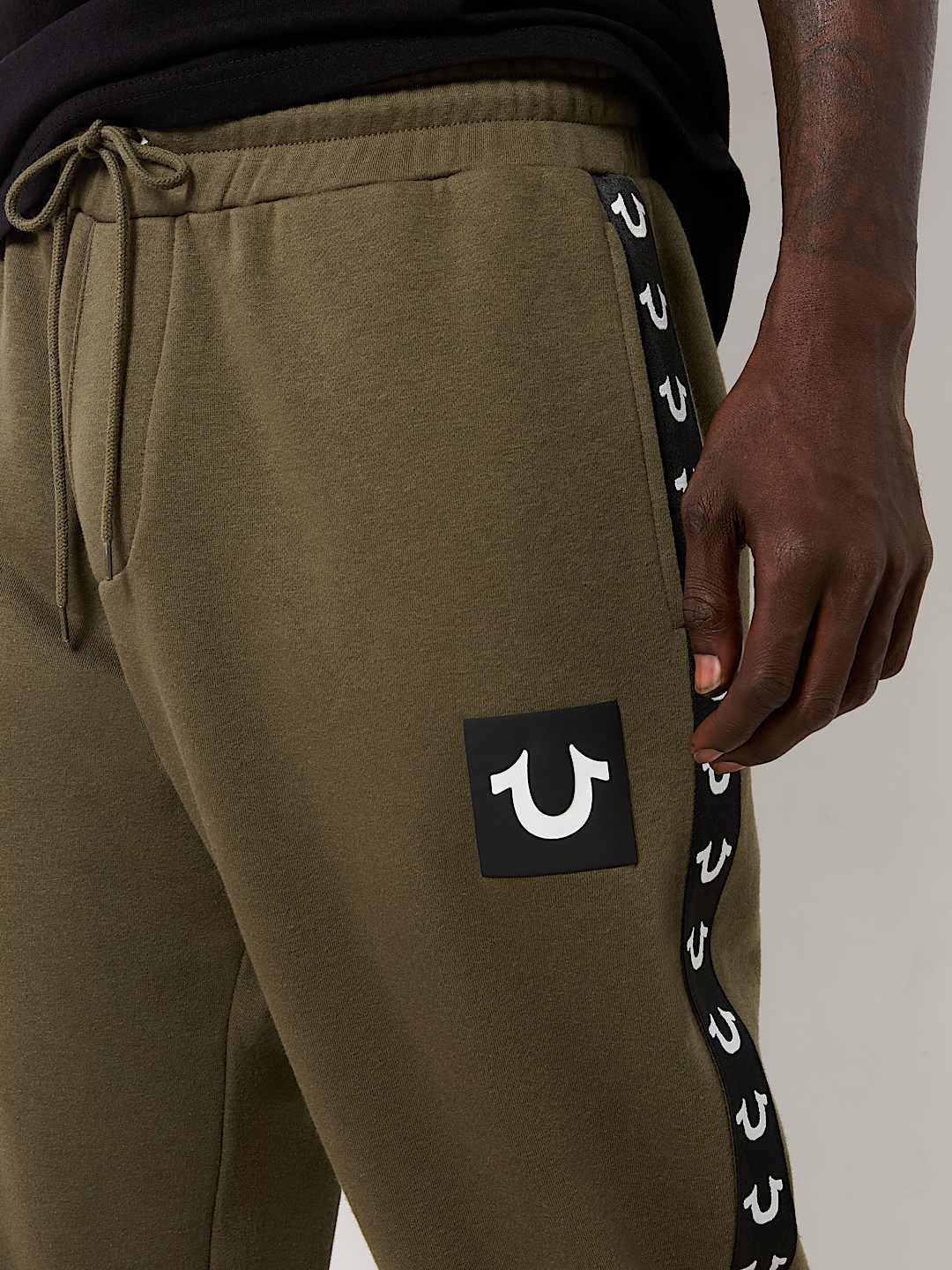 LOGO TAPE TRIM JOGGER, image 4