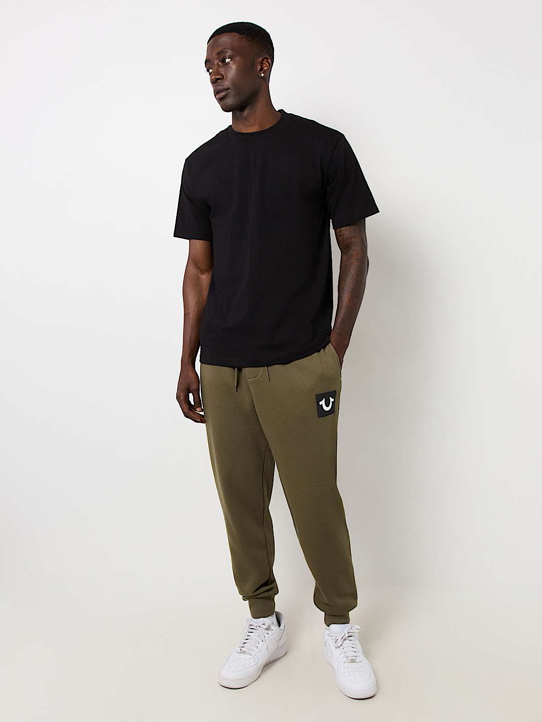 LOGO TAPE TRIM JOGGER, image 6