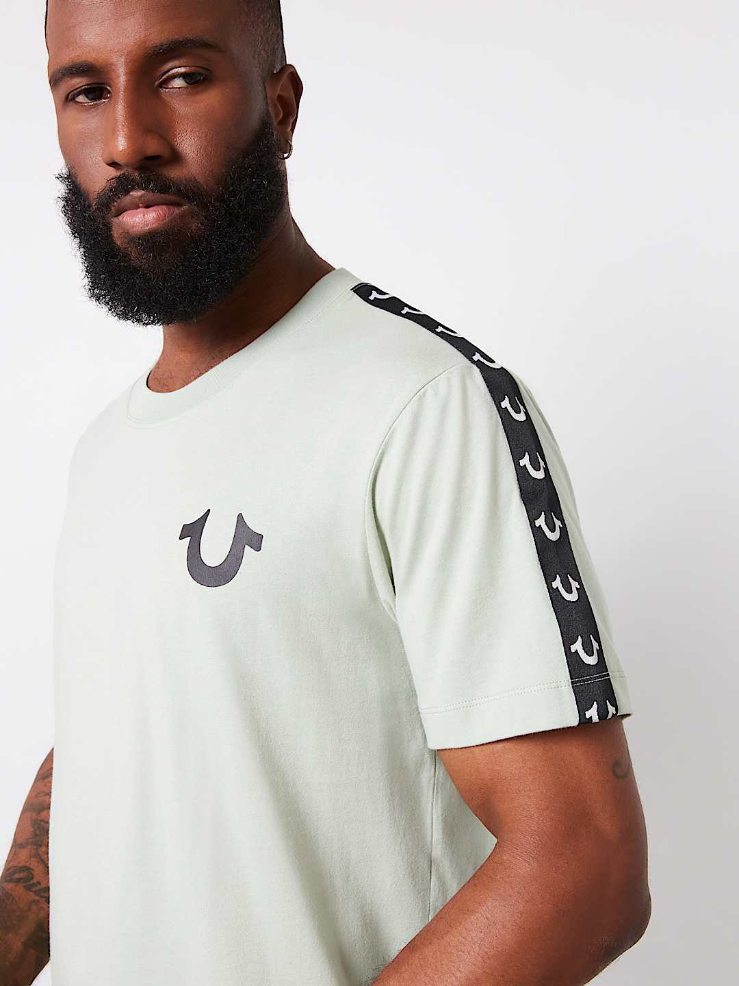 HORSESHOE TAPE TRIM TEE , image 1