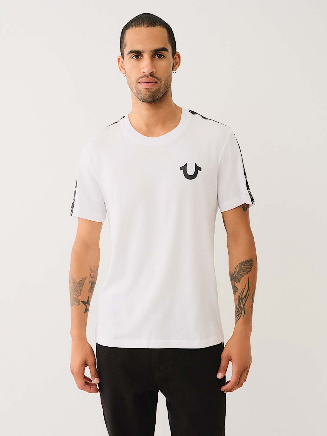 HORSESHOE TAPE TRIM TEE , image 2