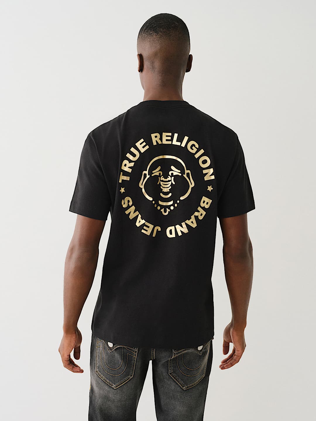 CAMISETA DE CUELLO REDONDO CON LOGOTIPO MET&Aacute;LICO DE BUDDHA ESTAMPADO