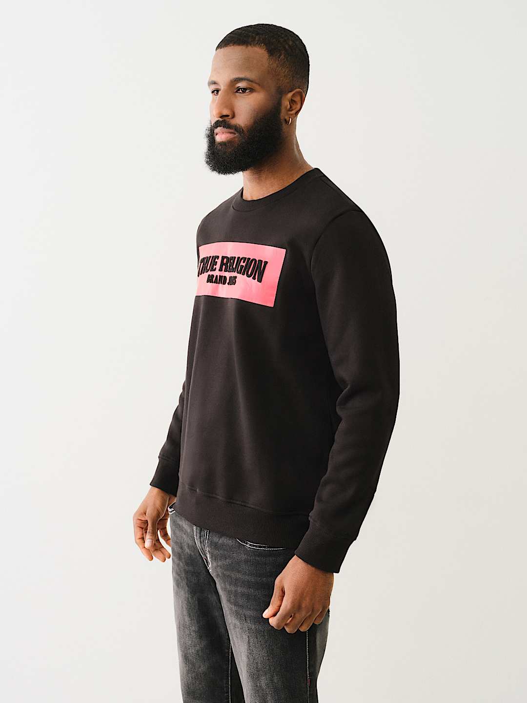EMBOSSED ARCH LOGO SWEATSHIRT | True Religion EMBOSSED ARCH LOGO SWEATSHIRT | True Religion