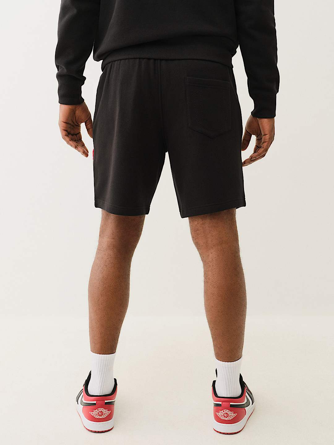 HORSESHOE CHENILLE SHORT
