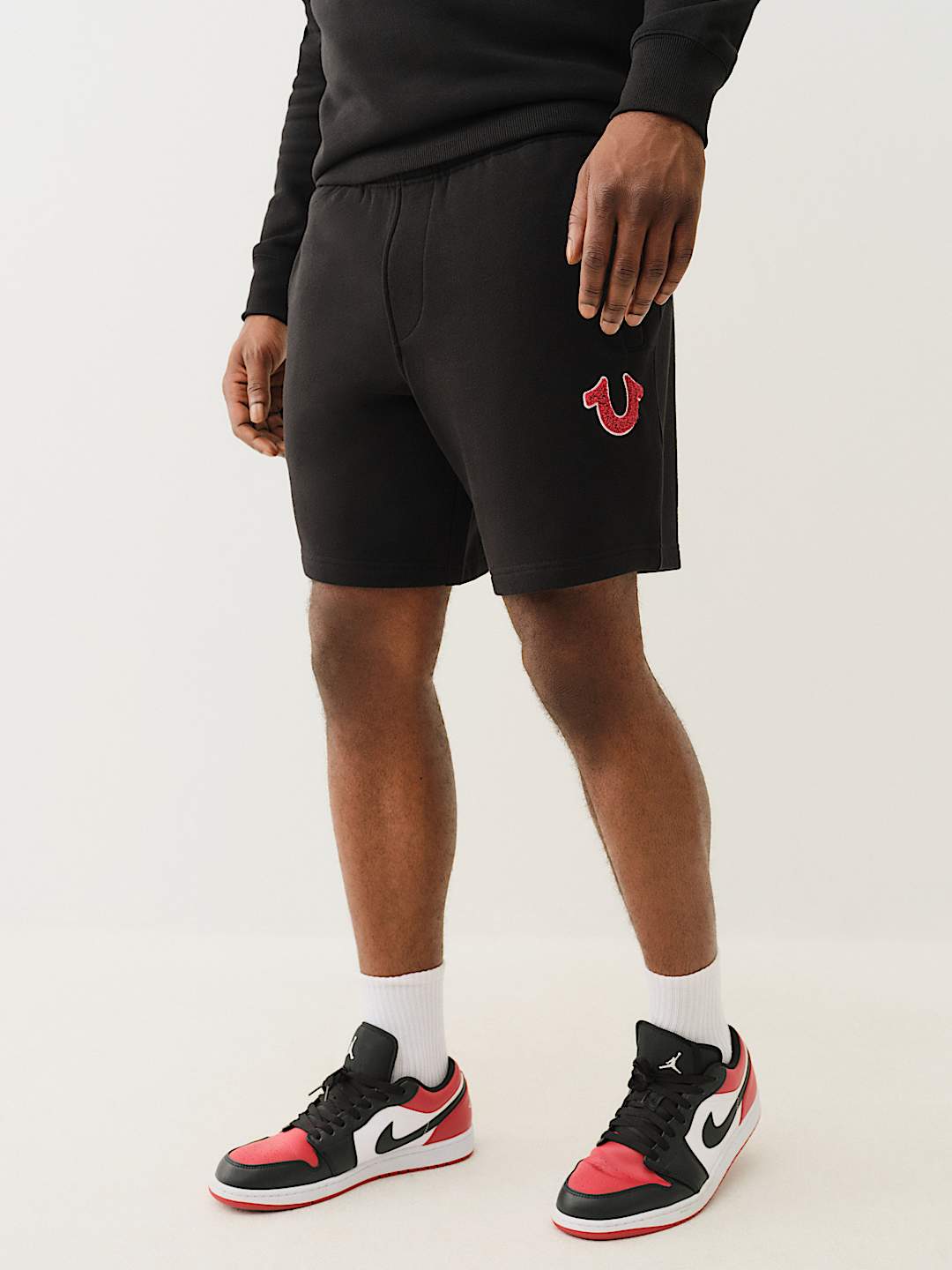 HORSESHOE CHENILLE SHORT
