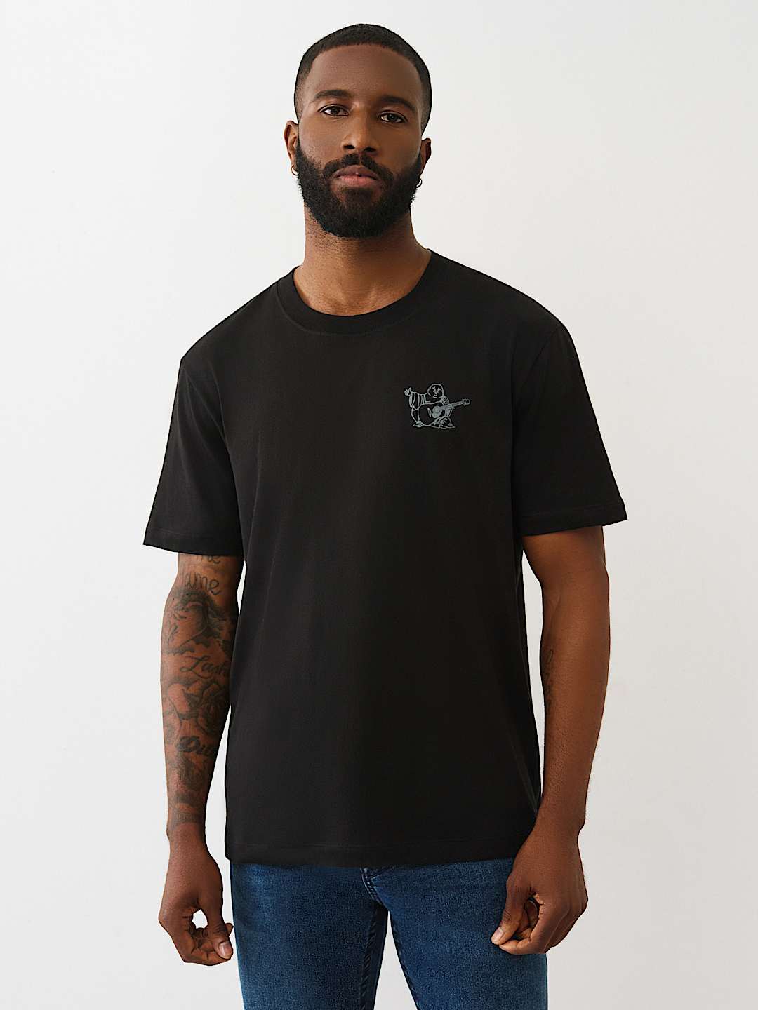 CAMISETA CON ESCENARIO Y HERRADURA, image 2