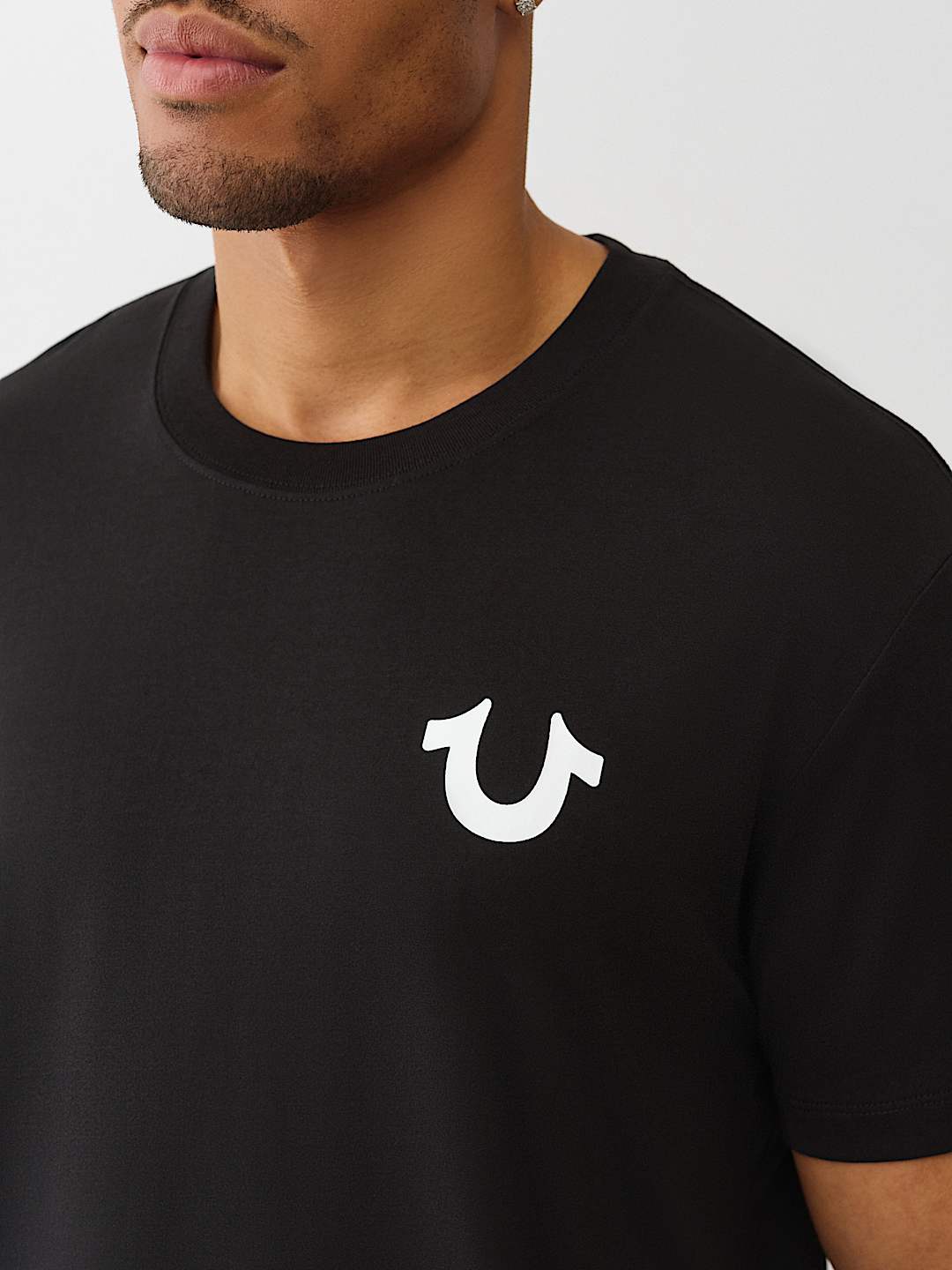 HORSESHOE BUDDHA GRAPHIC TEE