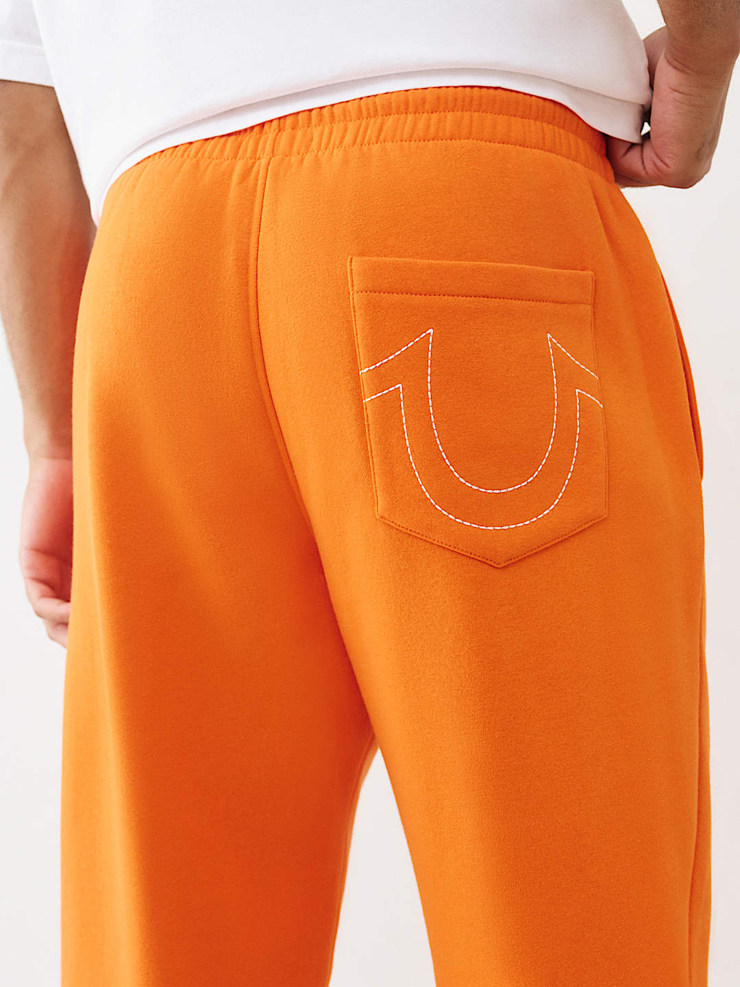 FILLED HORSESHOE JOGGER, image 2
