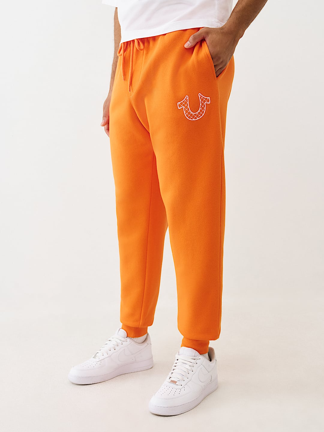 FILLED HORSESHOE JOGGER, image 1