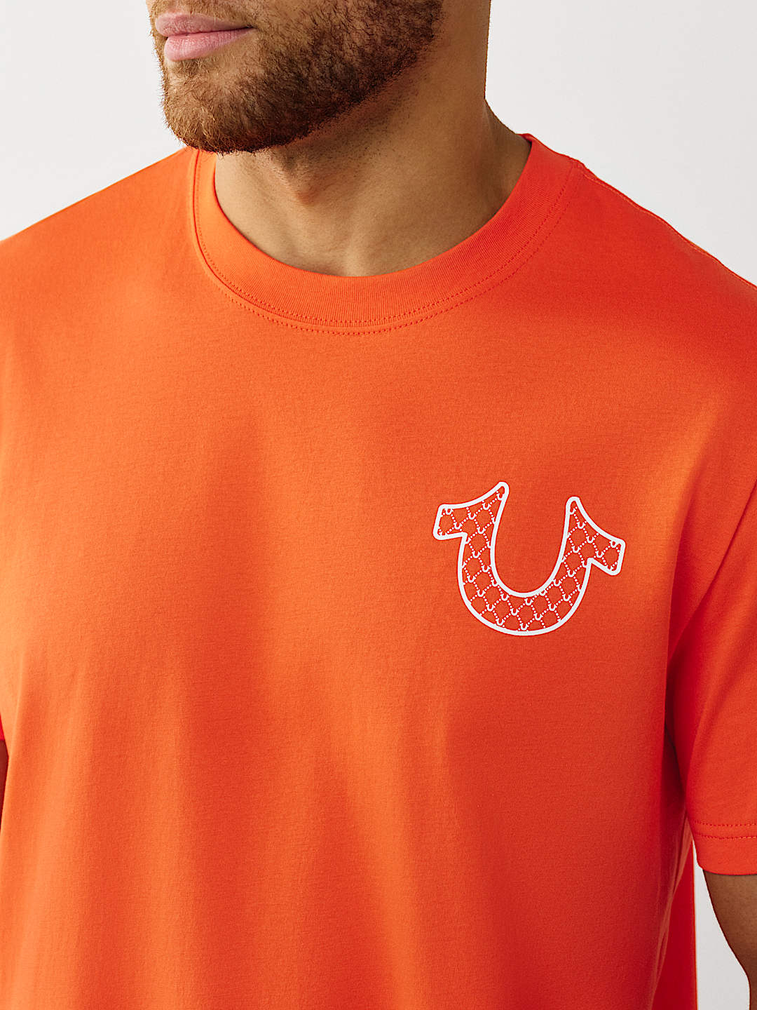 CAMISETA CON GR&Aacute;FICO DE HERRADURA RELLENA CON LETRAS, image 4