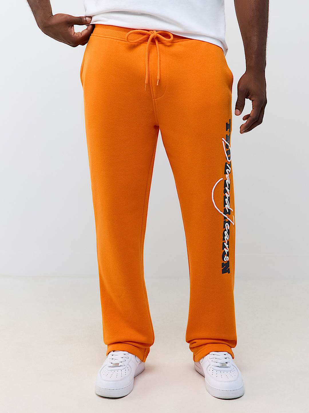 PUFF-PRINT LOGO SCRIPT PANT