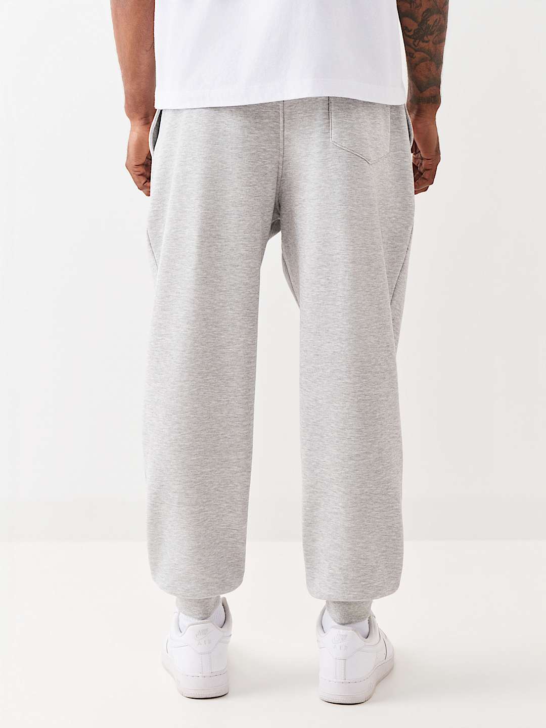 WREATH HORSESHOE JOGGER