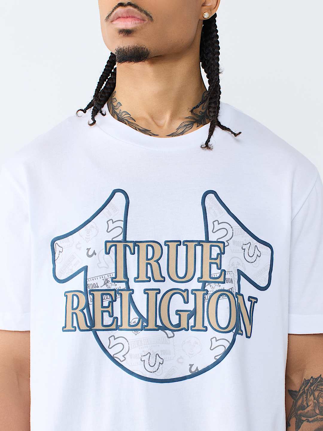 HORSESHOE FILLED ALLOVER PRINT TEE