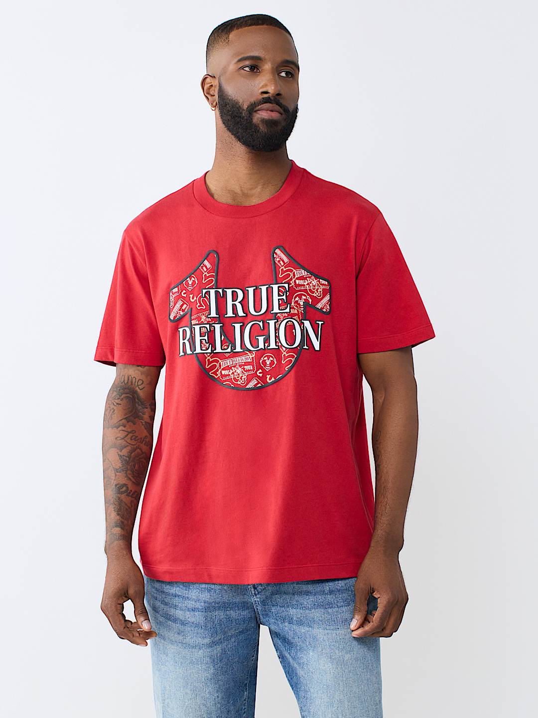 HORSESHOE FILLED ALLOVER PRINT TEE