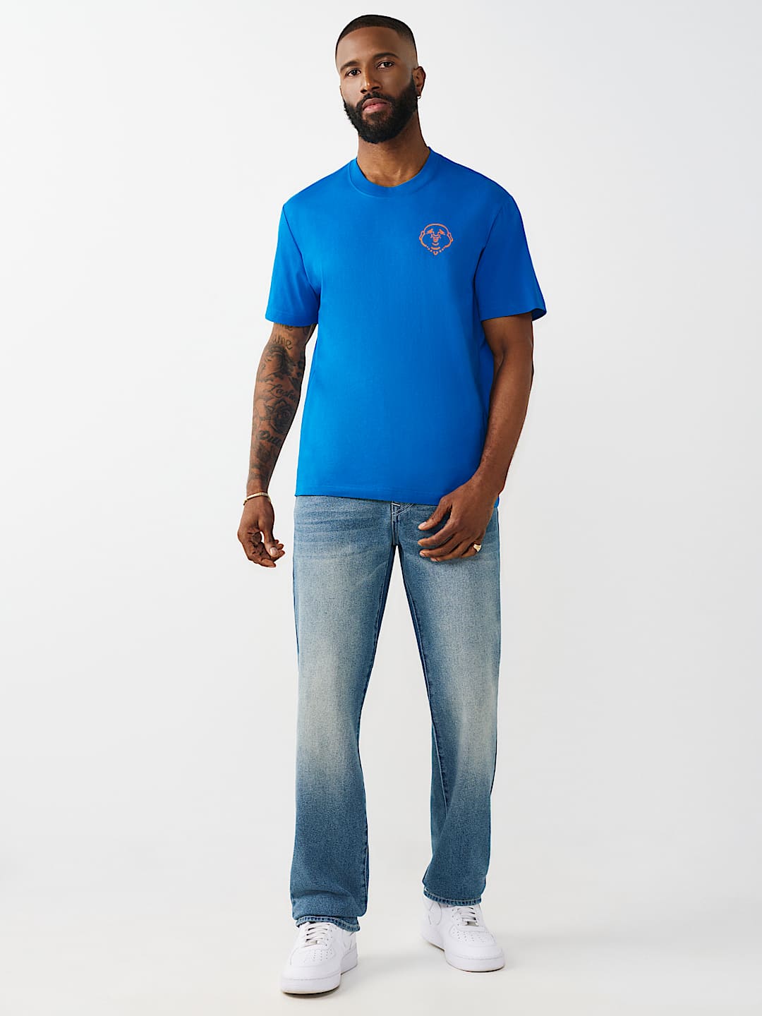 MULTI-LOGO APPLIQU&Eacute;  TEE