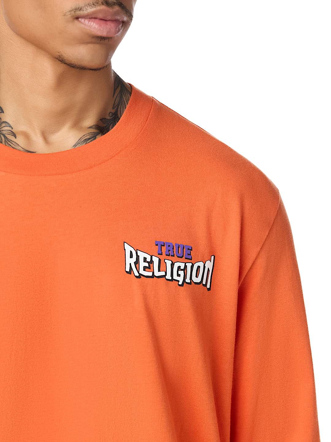 WORLD TOUR LONG SLEEVE CREWNECK TEE