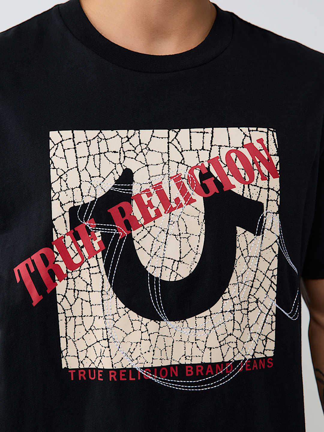 TRUE HORSESHOE EMBROIDERED TEE