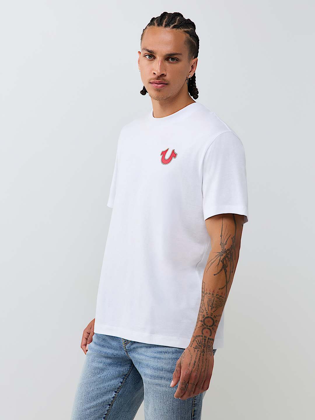 MARQUEE HORSESHOE TEE