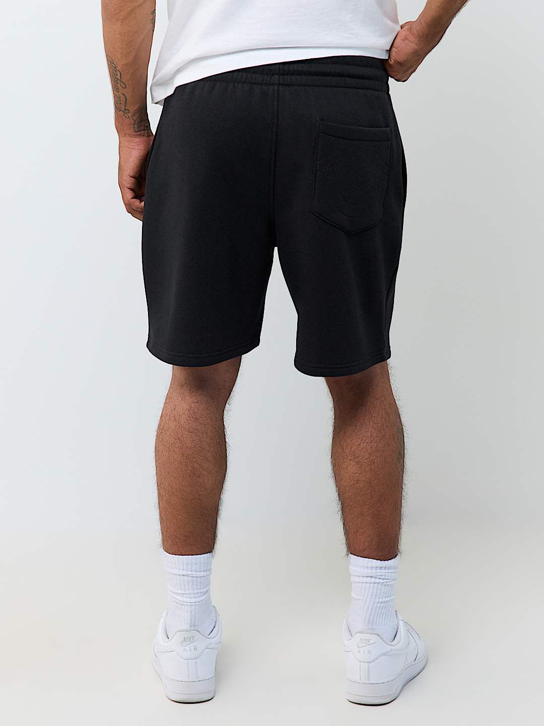 SHORT AVEC LOGO GONFL&Eacute;
