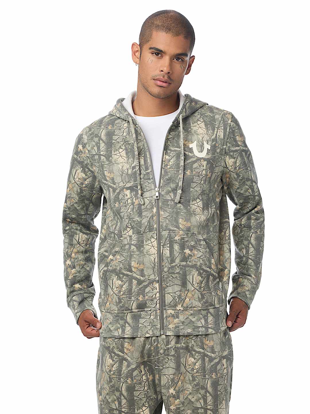 TREE CAMO ARCHED ZIP HOODIE
