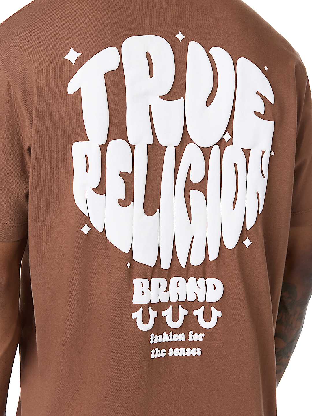 TRUE BRAND HORSESHOE TEE